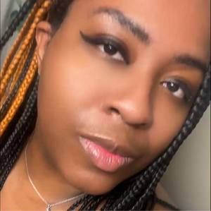 Meet your Posher, Amaka